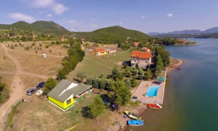 Што се крие зад проколнатите води на езерото Мантово?
