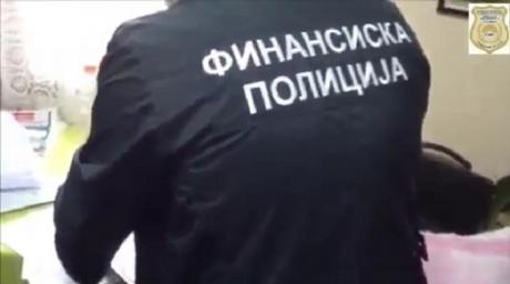 Утрото во Липково, Куманово и Желино осамна со полициски рации: Финансиска полиција разби група за перење милиони евра преку нафтени деривати!