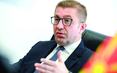 Мицкоски со три итни предлози за Скопје