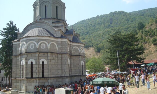 Тајната на Самовилското дрво кај село Лешок