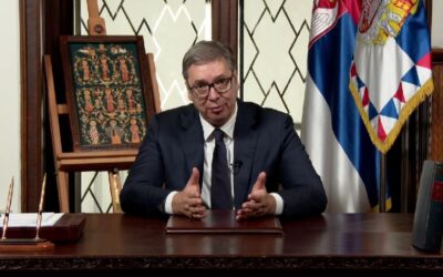 Вучиќ со тупаница и закана: „Ќе се борам против сите што сакаат да ја уништат Србија“ – студентите му вратија со барање за избори!
