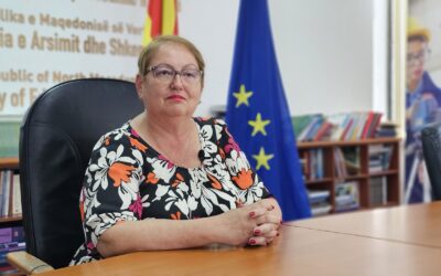 Скандал во образованието: Јаневска прво рече „има учебници“, денеска призна – нема